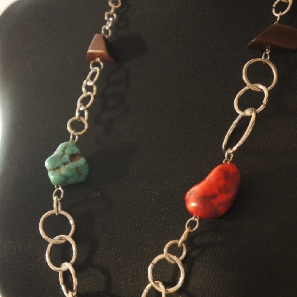 NWT Large Beaded Link Chain Necklace